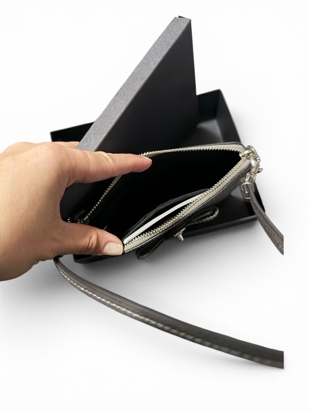 NWT Coach Metallic Leather Bow Wristlet | Pewter Silver | Gift Box Included - Picture 4 of 6